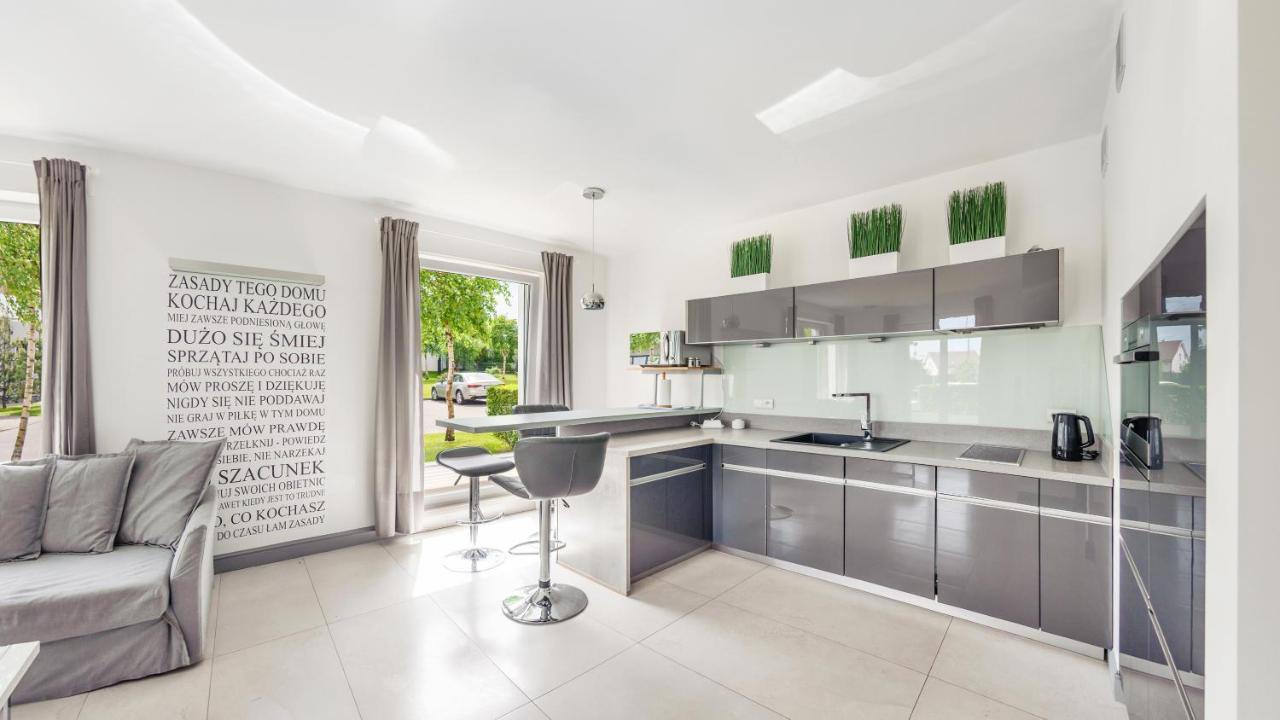 Apartamenty Sun & Snow Rezydencja อุสตรอเนียมอร์สเกีย ภายนอก รูปภาพ